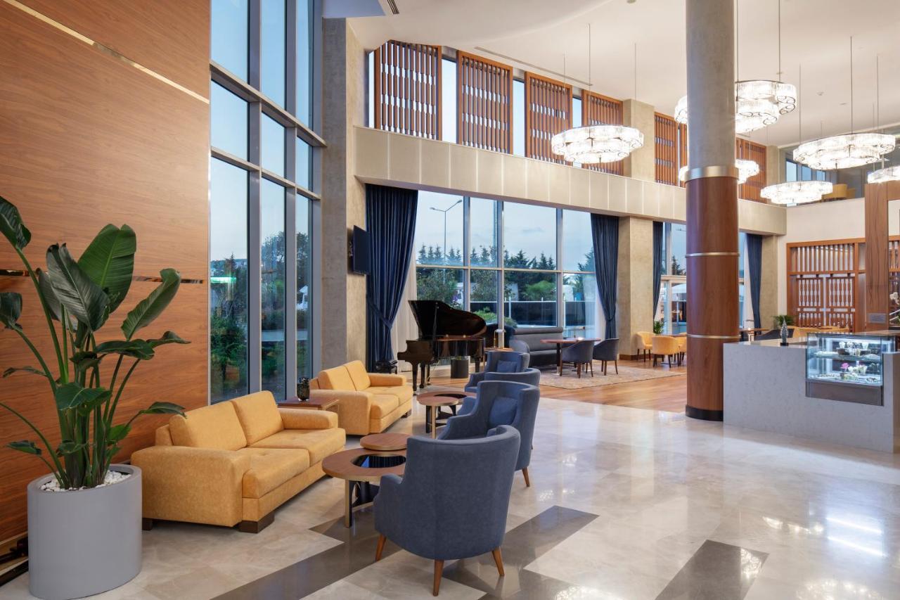 Doubletree By Hilton Istanbul Atasehir Hotel & Conference Centre Exteriér fotografie
