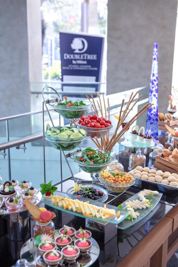Doubletree By Hilton Istanbul Atasehir Hotel & Conference Centre Exteriér fotografie