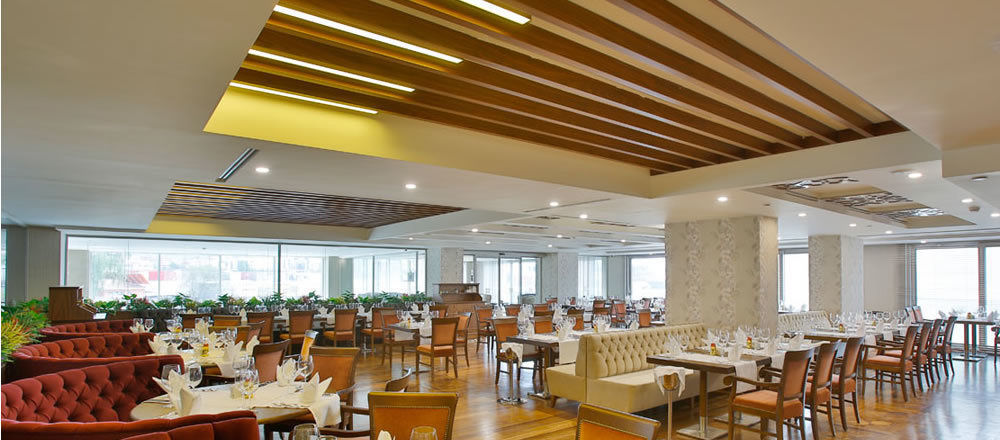 Doubletree By Hilton Istanbul Atasehir Hotel & Conference Centre Exteriér fotografie